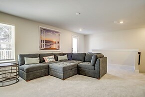 4 Mi to Ocean City Beach: Large Family Townhome