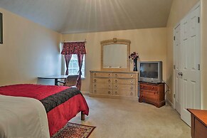 Suburban Atlanta Vacation Home - 20 Mi to Downtown