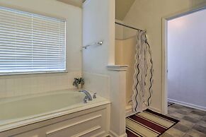 Suburban Atlanta Vacation Home - 20 Mi to Downtown