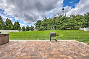Dayton House w/ Private Hot Tub, Patio, Grill
