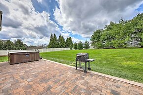 Dayton House w/ Private Hot Tub, Patio, Grill