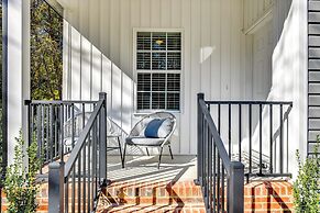 Near Shopping & Dining: Pet-friendly Dallas Apt!