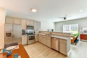 Near Shopping & Dining: Pet-friendly Dallas Apt!