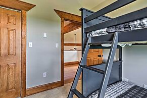 Retreat W/game Room & Deck, 1 Mi to Camelback