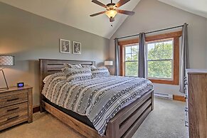 Retreat W/game Room & Deck, 1 Mi to Camelback