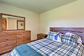 Retreat W/game Room & Deck, 1 Mi to Camelback