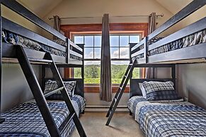 Retreat W/game Room & Deck, 1 Mi to Camelback