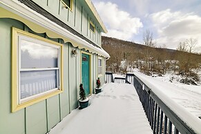 9 Mi to Skiing: Catskills Casita w/ Mountain Views