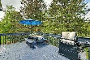 9 Mi to Skiing: Catskills Casita w/ Mountain Views