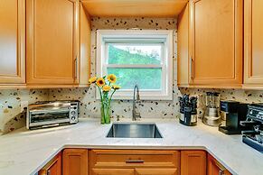 9 Mi to Skiing: Catskills Casita w/ Mountain Views