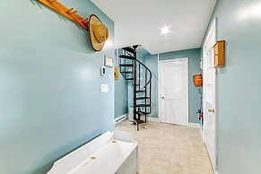 9 Mi to Skiing: Catskills Casita w/ Mountain Views