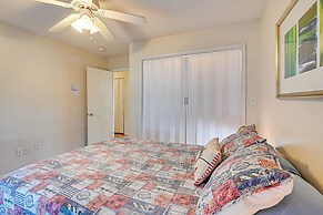 12 Mi to Myrtle Beach: Peaceful Abode in Conway!