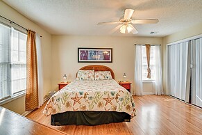 12 Mi to Myrtle Beach: Peaceful Abode in Conway!