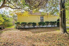 12 Mi to Myrtle Beach: Peaceful Abode in Conway!