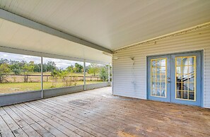 Charming Farmhouse in Morriston w/ Fenced Yard
