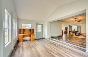 Charming Farmhouse in Morriston w/ Fenced Yard