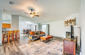 Charming Farmhouse in Morriston w/ Fenced Yard