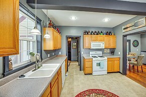 13 Mi to Skiing: Downtown Wallace Home w/ Deck