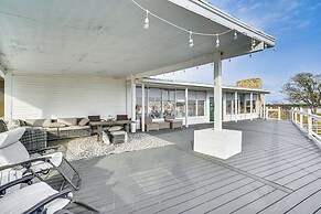 Dock & Fire Pit: Riverfront Runaway Bay Retreat