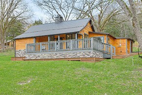 Walk to Cordell Hull Lake: Chestnut Mound Cottage