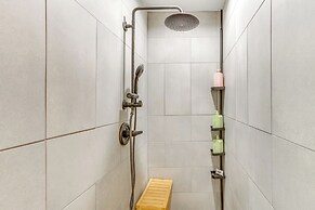 4 Mi to Lazy E Arena: Horse Lover's Haven w/ Grill