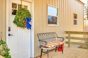 4 Mi to Lazy E Arena: Horse Lover's Haven w/ Grill