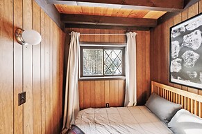 Charming Alpine Retreat Near Attitash Ski Mountain 3 Bedroom Chalet