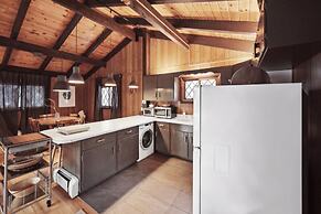 Charming Alpine Retreat Near Attitash Ski Mountain 3 Bedroom Chalet