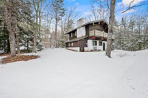 Charming Alpine Retreat Near Attitash Ski Mountain 3 Bedroom Chalet