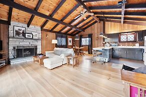 Charming Alpine Retreat Near Attitash Ski Mountain 3 Bedroom Chalet