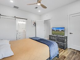 Nautical Nest 2 Bedroom Home