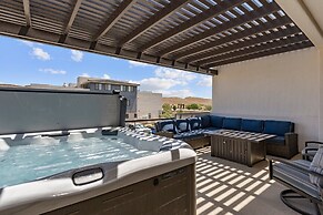 Tahitian Pearl 5 Bedroom Townhouse