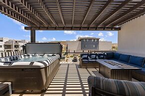 Tahitian Pearl 5 Bedroom Townhouse