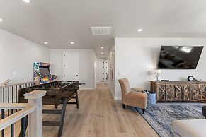 Tahitian Pearl 5 Bedroom Townhouse