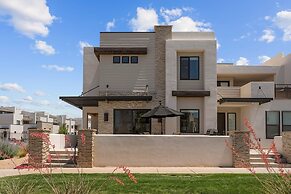 Tahitian Pearl 5 Bedroom Townhouse