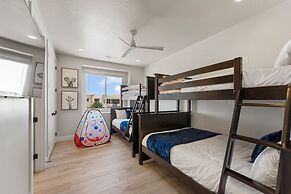 Tahitian Pearl 5 Bedroom Townhouse