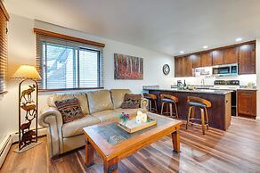 Estes Park Condo Rental: Balcony w/ River Views!