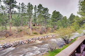Estes Park Condo Rental: Balcony w/ River Views!