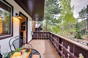 Estes Park Condo Rental: Balcony w/ River Views!