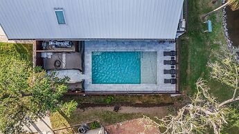 245 Nature View Ct Upper 3 Bedroom Home