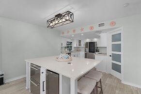 245 Nature View Ct Upper 3 Bedroom Home