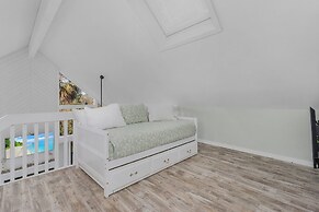 245 Nature View Manor 4 Bedroom Home