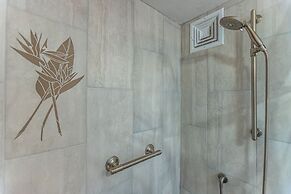 Menehune Shores 324 2 Bedroom Condo