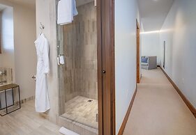 Ritz Carlton Vail #402 4 Bedroom Condo