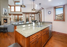 Ritz Carlton Vail #402 4 Bedroom Condo