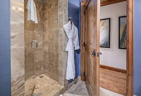 Ritz Carlton Vail #402 4 Bedroom Condo
