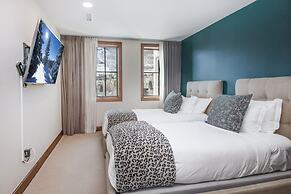 Ritz Carlton Vail #402 4 Bedroom Condo
