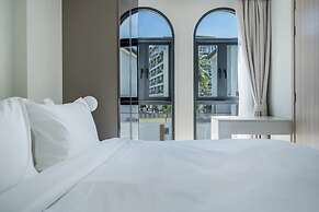 Palmetto Park Hotel and Residence