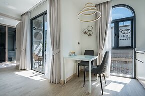 Palmetto Park Hotel and Residence