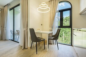 Palmetto Park Hotel and Residence